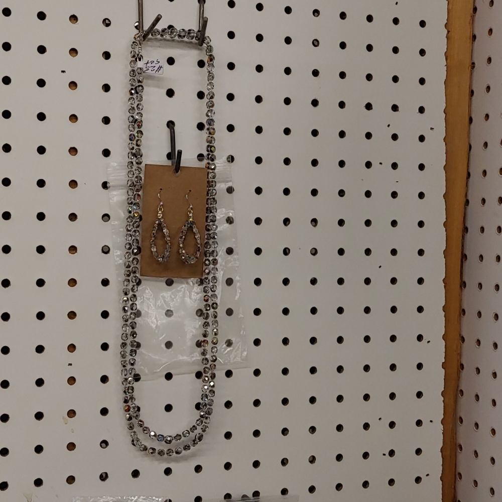 Necklace set